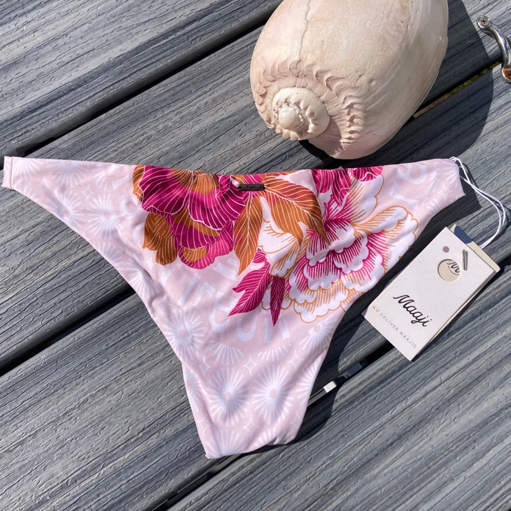 MAAJI Embroidered Bikini Bottoms - Flirt Cheeky in Mexican Floral - S - Picture 6 of 16